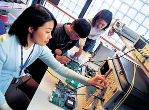 从制造中心到研发中心 通信技术的研发崛起之路